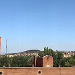 Piso Céntrico Y Luminoso *