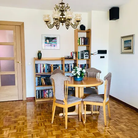Piso Céntrico Y Luminoso Apartamento