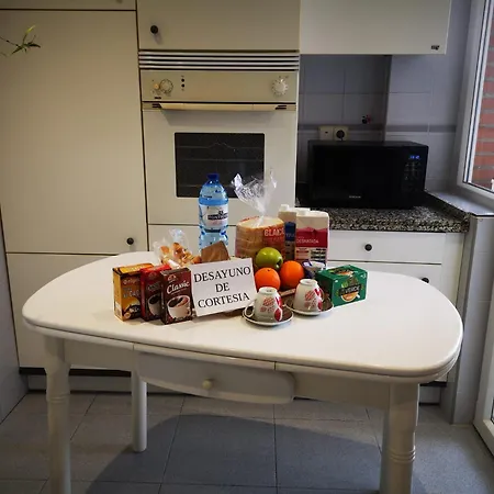 Piso Céntrico Y Luminoso Apartamento *